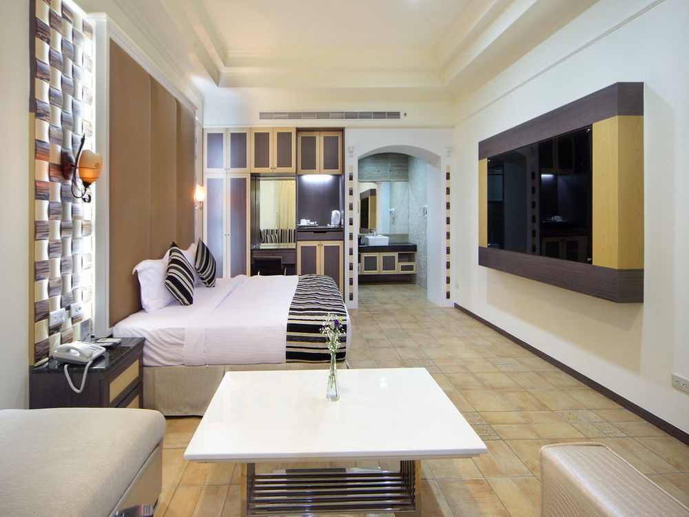 Lanhai Inn Heng-ch'un Extérieur photo